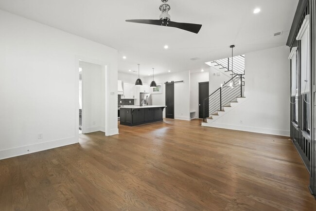 Foto del edificio - 1241 Bridges Ave SW