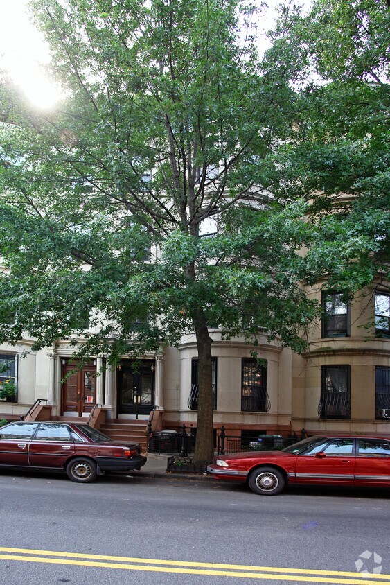 Foto del edificio - 273 6th Ave
