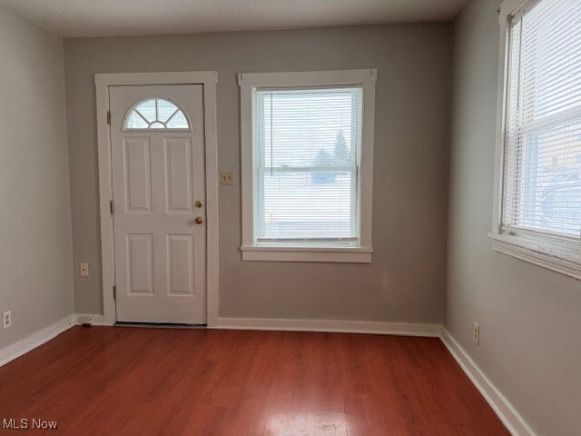 Building Photo - 990 Kelly Ave