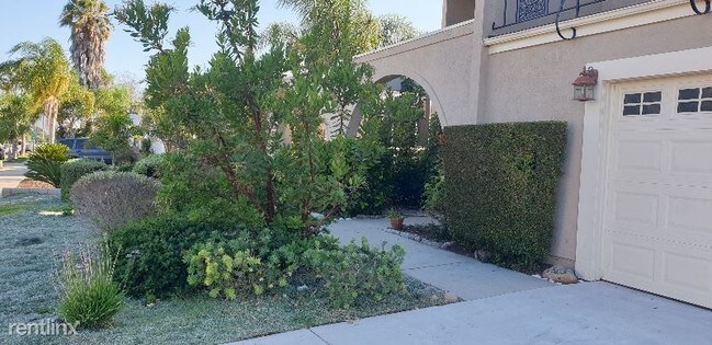 Foto del edificio - 4 br, 3 bath House - 1483 Dara St
