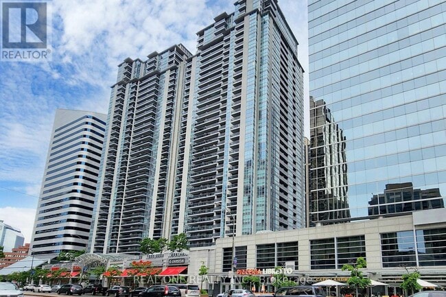 Building Photo - 4968 Yonge St
