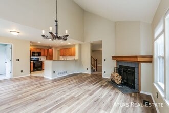 Building Photo - 8876 Red Bush Trail