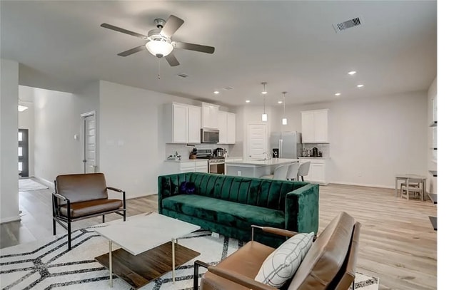 Building Photo - 12304 Raekwon Wy