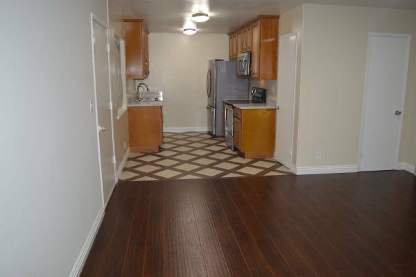 Primary Photo - 966 Sobrato Dr