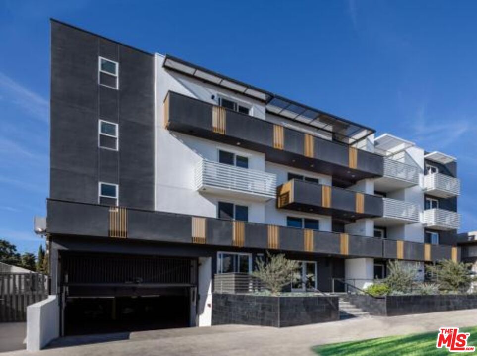 Foto principal - 1439 Tamarind Ave