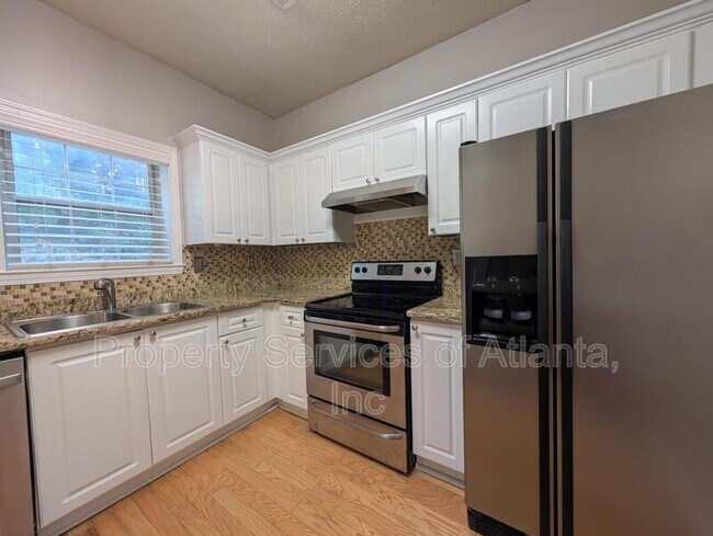 Foto del edificio - 2680 Pine Tree Rd NE