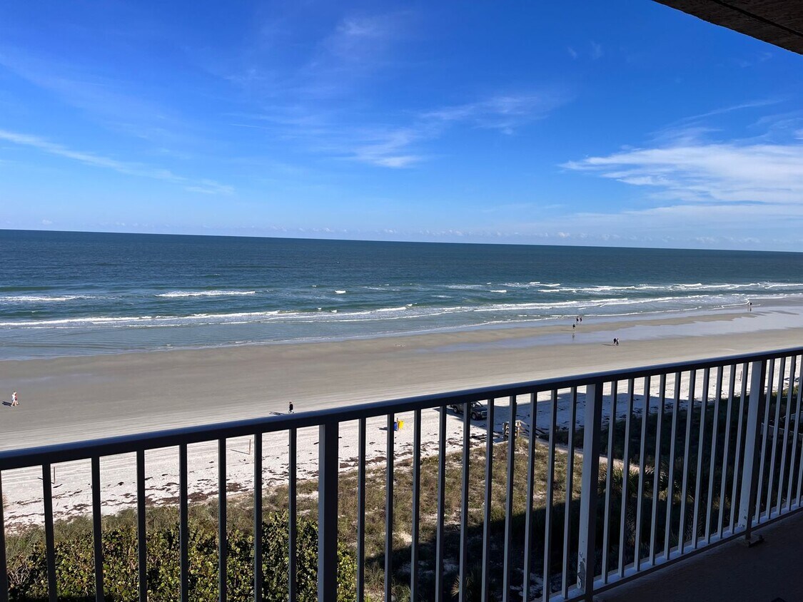 Primary Photo - Spacious Oceanfront Condo, Walk to Flagler...