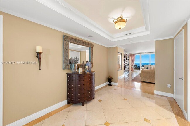 Foto del edificio - 781 Crandon Blvd