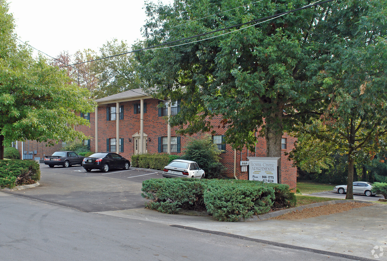 Foto del edificio - Lovell Center