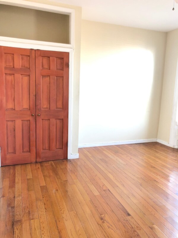 1908 W Girard Ave Philadelphia PA 19130 Room For Rent In 1908-w-girard-ave-philadelphia-pa-19130-room-for-rent-in