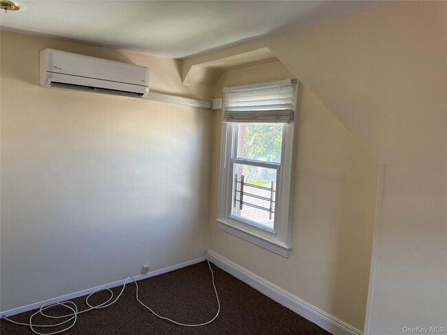 Foto del edificio - 169-45 144th Rd