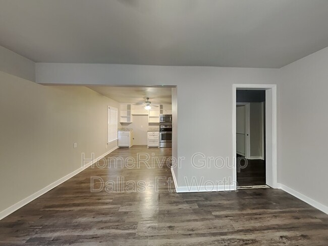 Building Photo - 2714 Townsend Dr