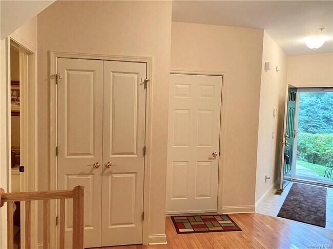 Foto del edificio - 1 Wyldwood Dr