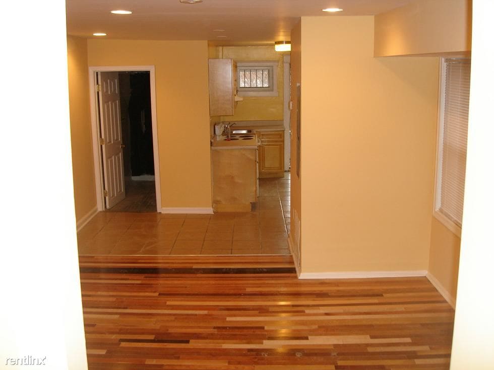 Primary Photo - 43 S Fulton Ave