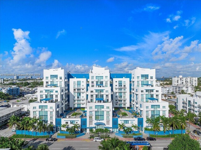 Building Photo - 7600 Collins Ave