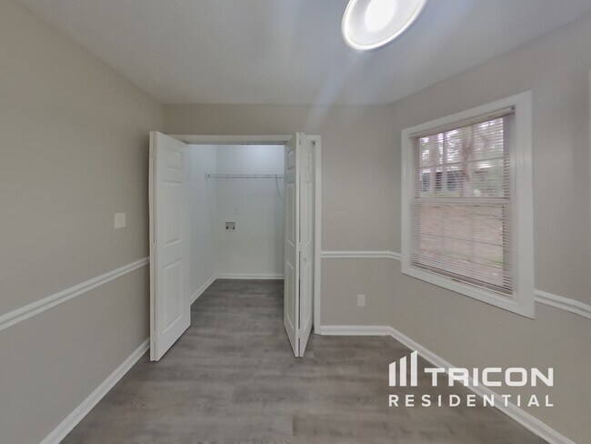 Building Photo - 850 Rambling Rose Ct NW