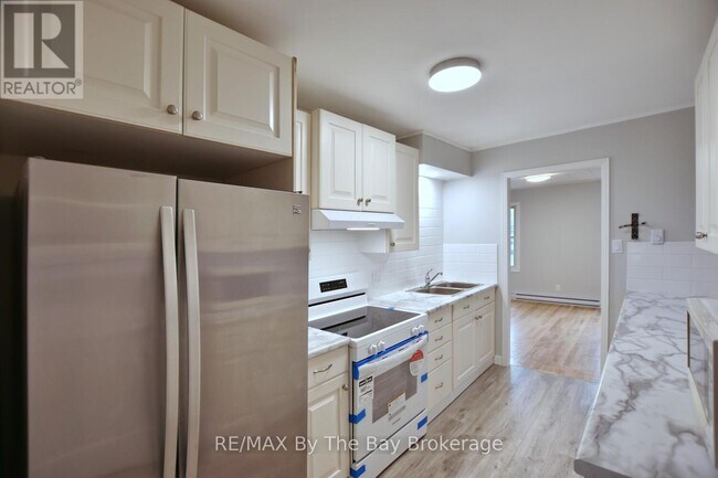 Photo du bâtiment - 23 SEVENTH STREET