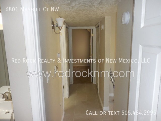 Building Photo - Nicely Updated 2 Bedroom in NW Albuquerque!