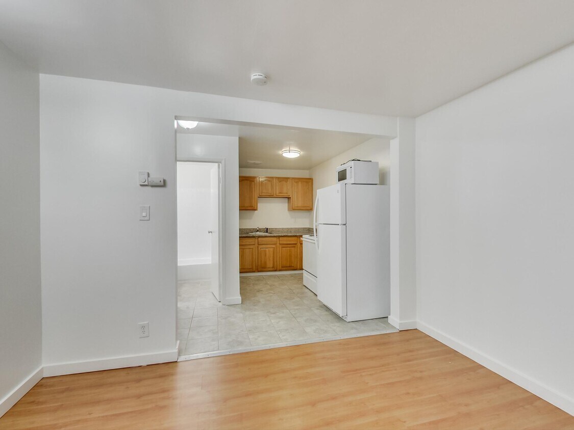 Foto principal - 461 24th St