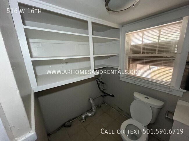 Foto del edificio - 516 W 16th St