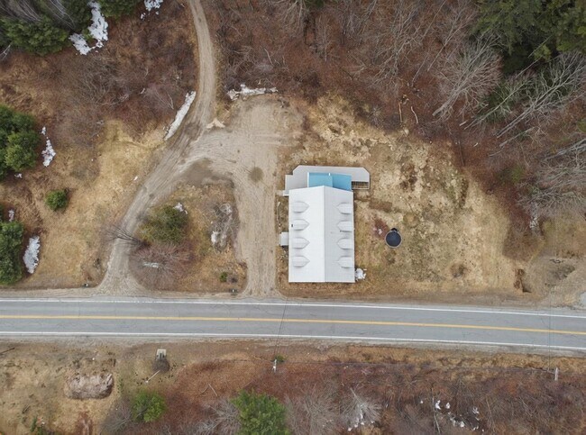 Foto del edificio - 3279 US-3