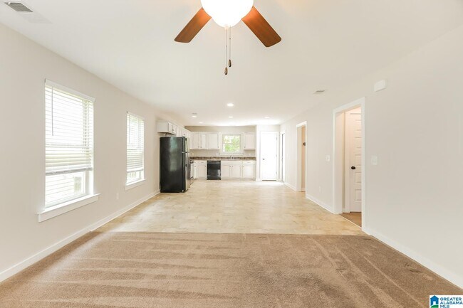 Building Photo - 100 Deer Creek Dr