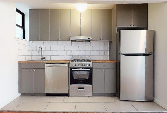 Building Photo - West 113th Street