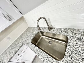 Interior Photo - Meridian Apartments