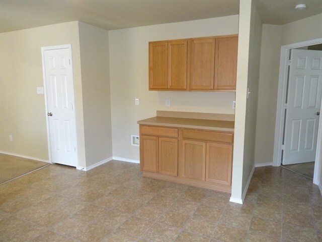 Building Photo - 904 Honey Hollow Drive