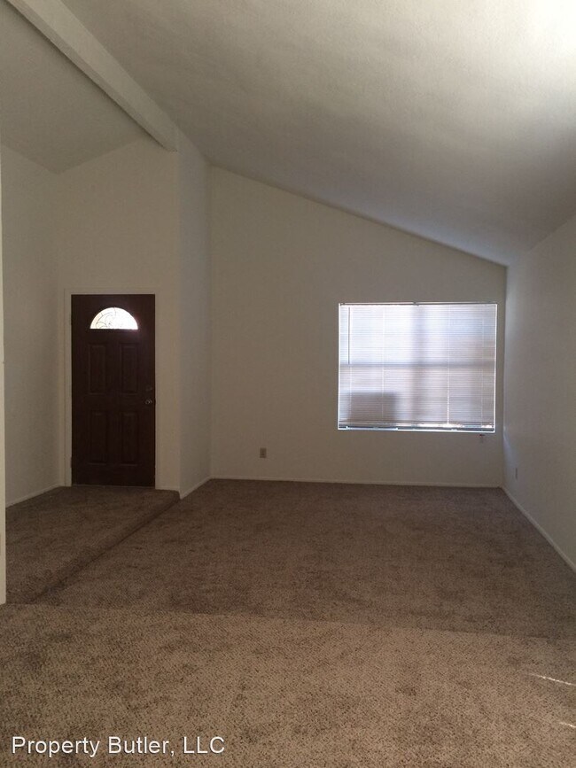 Foto del edificio - 2 br, 2 bath House - 4795 E Navajo Street