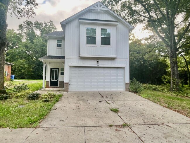 Building Photo - Welcome to this stunning 3-bedroom, 2.5-ba...