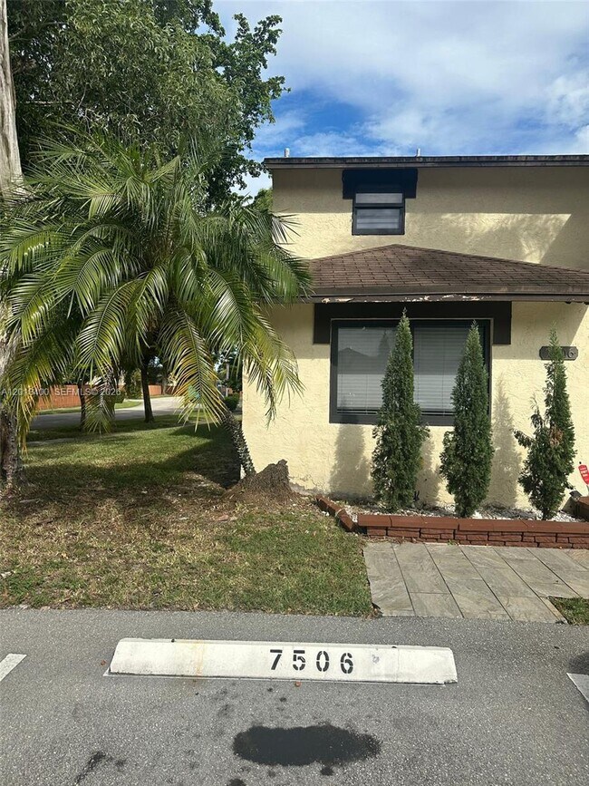 Foto del edificio - 7506 NW 33rd St