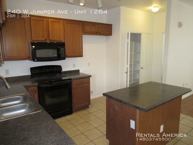 Renovated Dual Master Condo for Rent in Gilbert, AZ