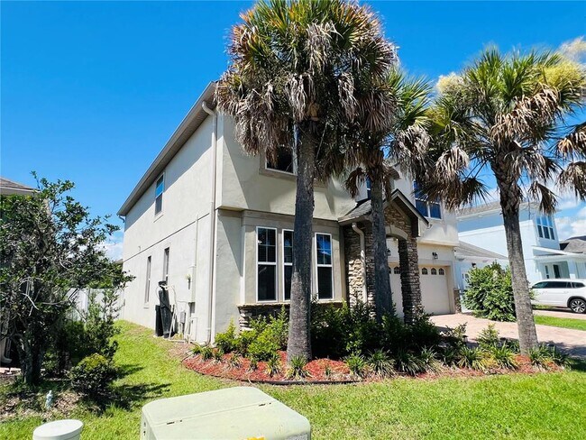 Foto del edificio - 8622 Lovett Ave