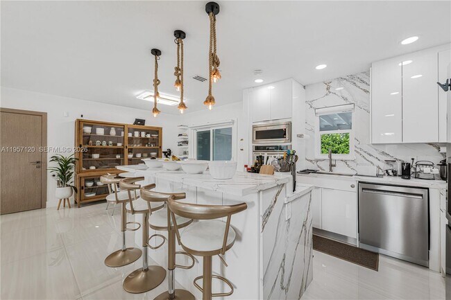 Foto del edificio - 7235 SW 39th St