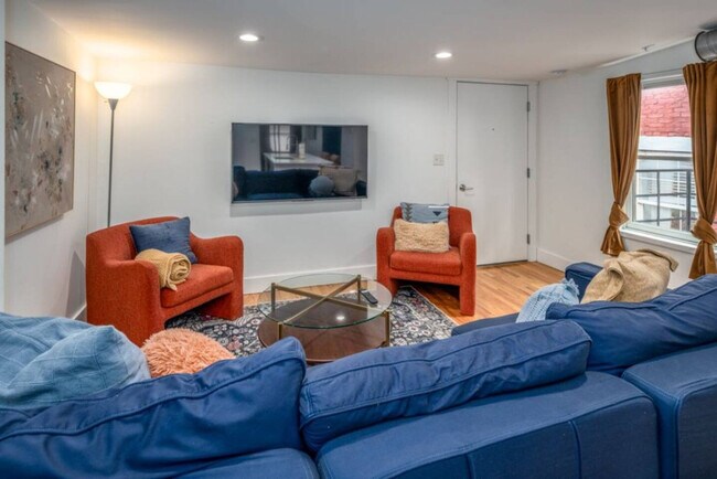 Foto del edificio - 1626 Pleasant St