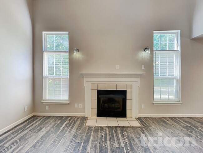 Building Photo - 3337 Braden Dr