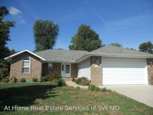 Primary Photo - 3 br, 2 bath House - 507 S Dexter