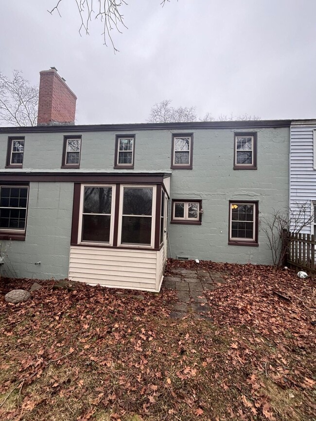 Foto del edificio - 5586 Azalea Ct