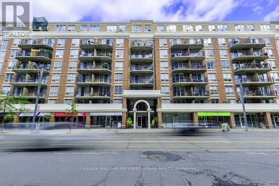 Primary Photo - 1000-1000 King St W