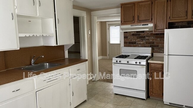 Foto del edificio - 1004 Chatham St NW