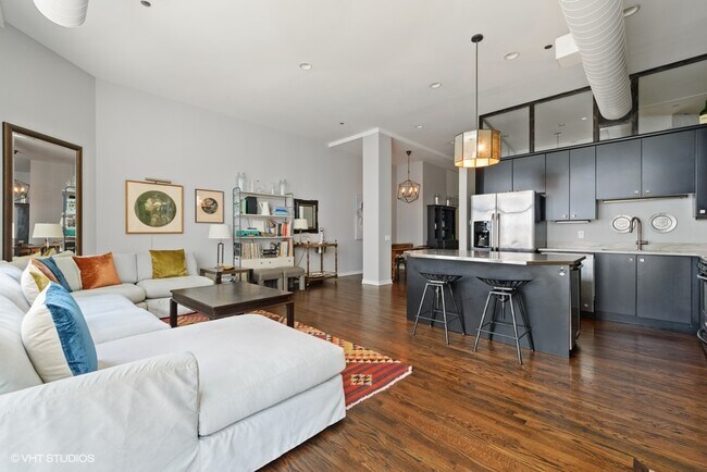 Foto del edificio - 333 W Hubbard St