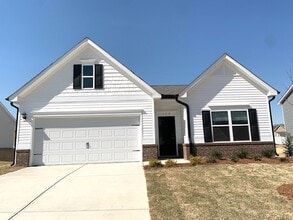 Building Photo - 4880 Pioneer Dr