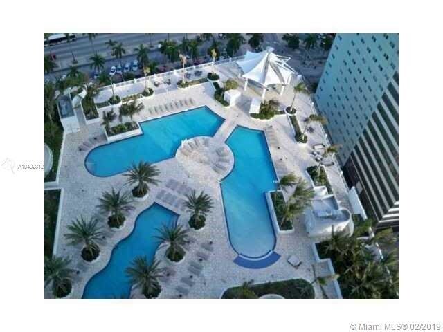 Foto del edificio - 244 Biscayne Blvd