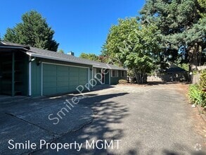 Building Photo - 3819 SE 130th Ave
