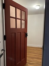 Building Photo - 44 Morton St