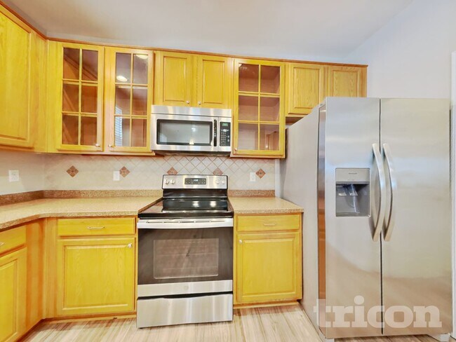 Foto del edificio - 4493 Paula Dr