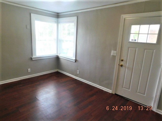 Primary Photo - 244 S Marion St