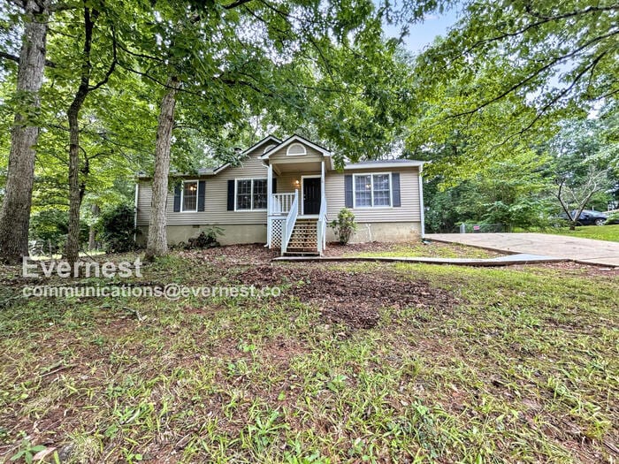 Primary Photo - 198 Poplar Point Dr