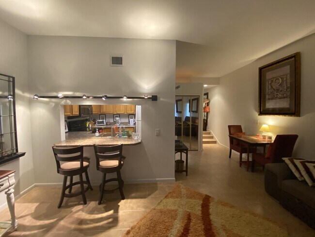 Building Photo - 8781 Lateen Ln